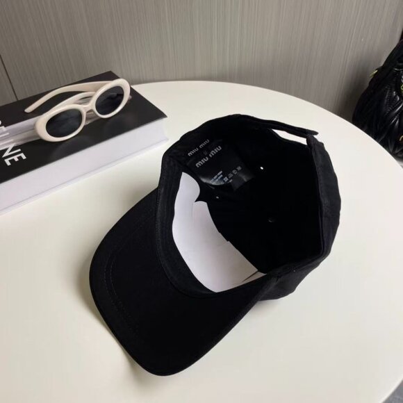 Miu Miu black baseball cap